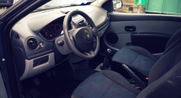 Zdjęcie Renault Clio III 1.2 16 V 75 KM