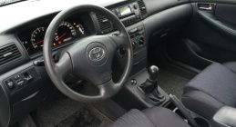 Zdjęcie Toyota Corolla 1.4 benz. 97 KM